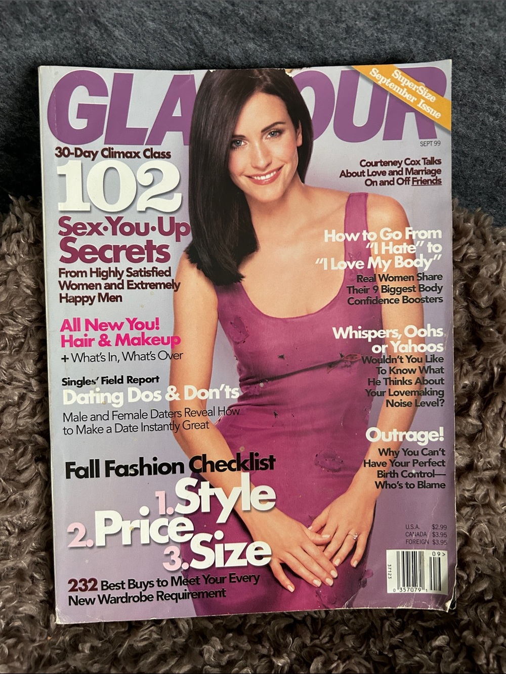 Glamour Vintage Magazine September 1999 Courtney Cox